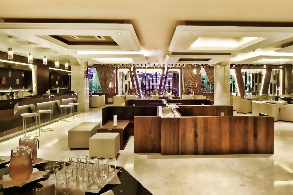 棉兰 Grand Delta酒店 外观 照片