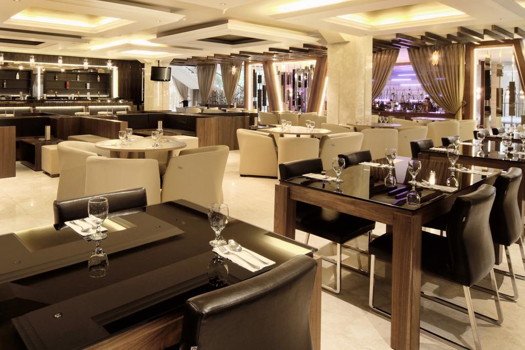 棉兰 Grand Delta酒店 外观 照片